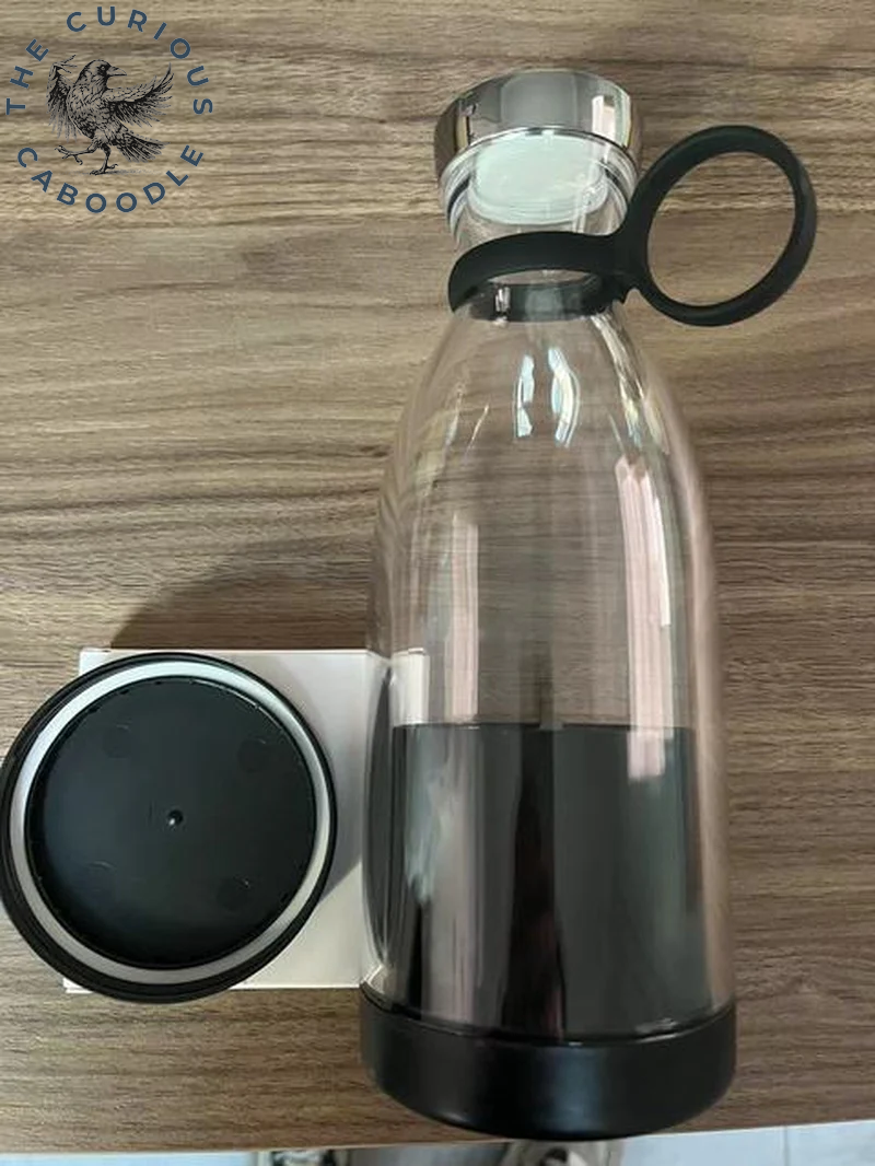 Portable Electric Juicer Blender - USB Mini Fruit Mixer and Extractor for Milkshakes and Juices